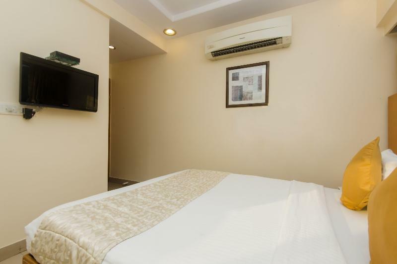 Oyo 10007 Hotel Grace Residency Bombay Esterno foto